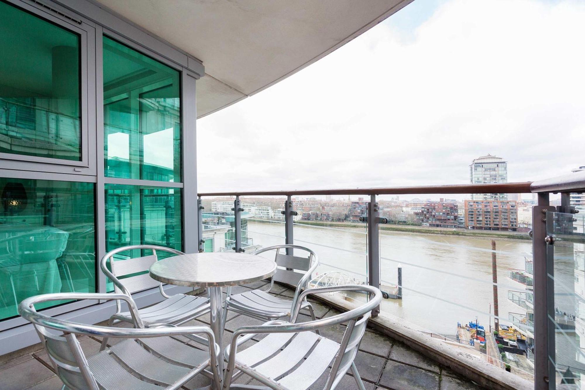 Veeve - River Views From Vauxhall London Exterior photo